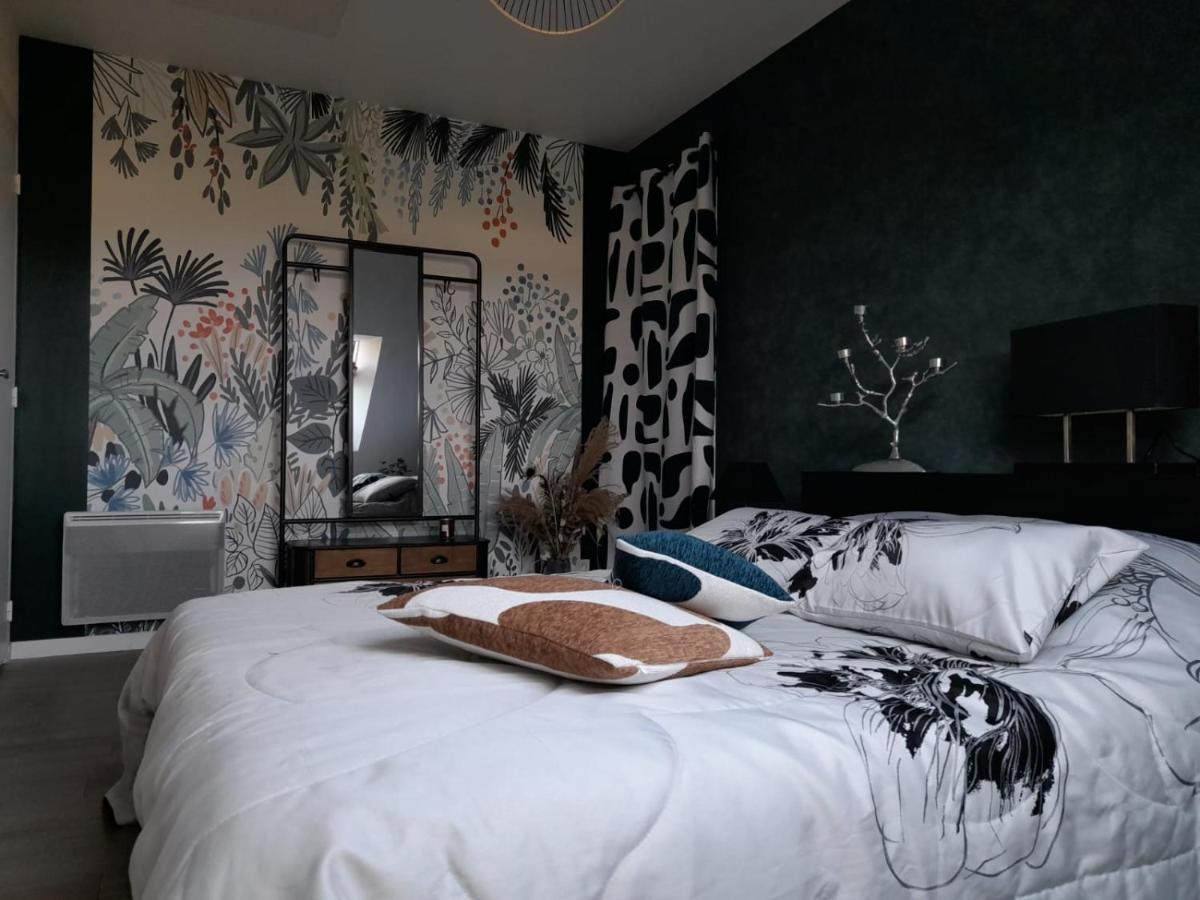 Chambre Dans Un Ecrin De Verdure Angrie Dış mekan fotoğraf