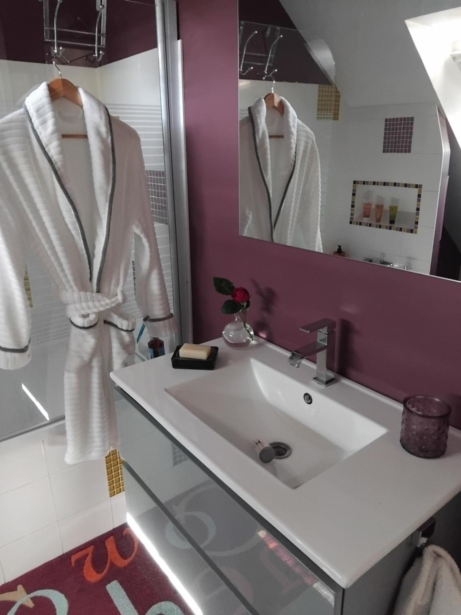 Chambre Dans Un Ecrin De Verdure Angrie Dış mekan fotoğraf